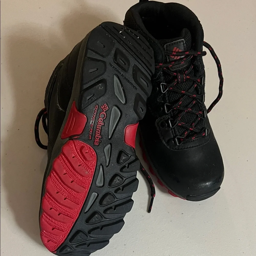 Columbia Black and Red Boys Outdoor Hiking Boots